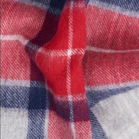 Barbour Merino Cashmere Tartan Scarf - Picture 2 of 5